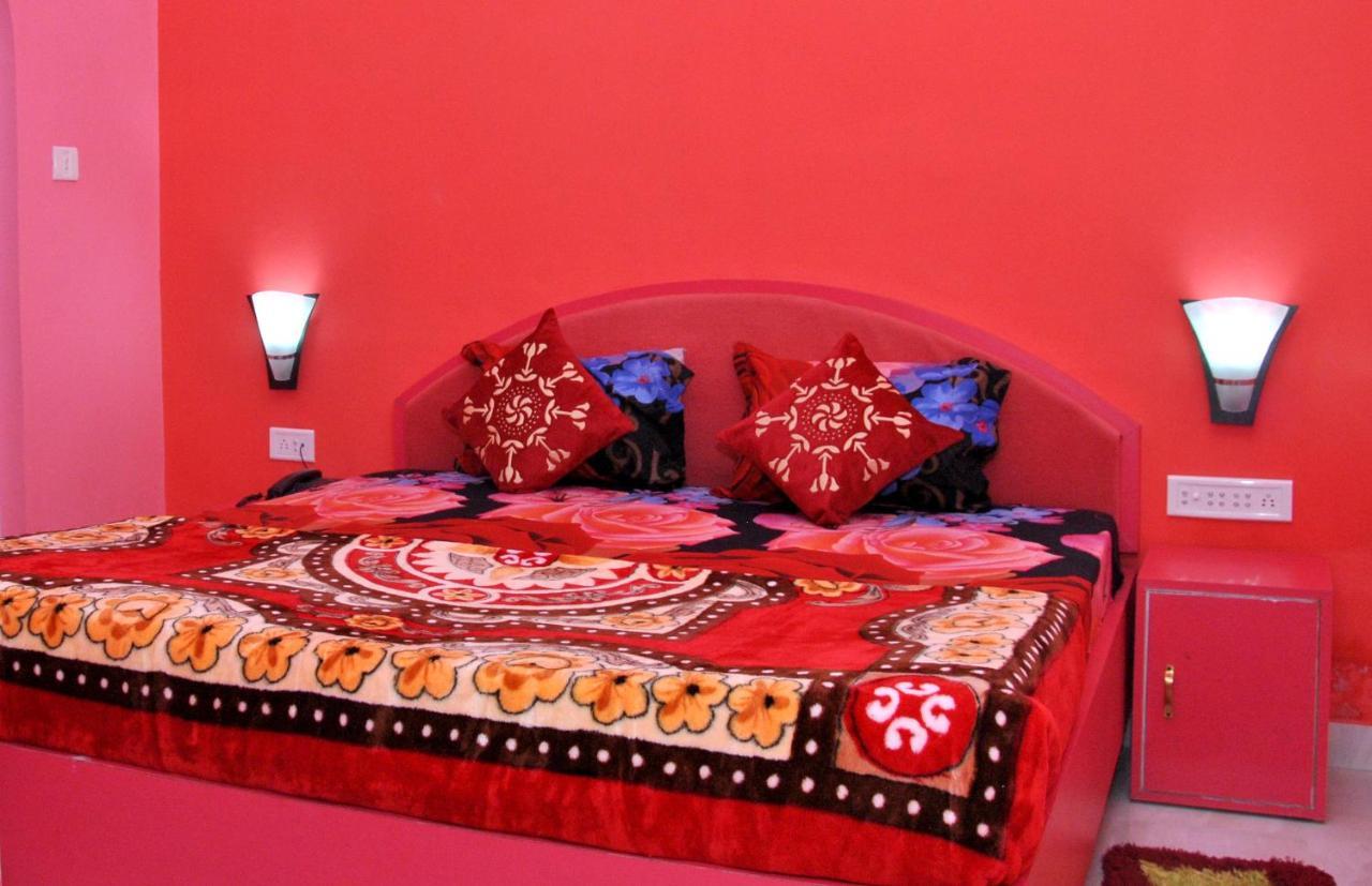 Paradise Luxury Home Stay Khajurāho Esterno foto