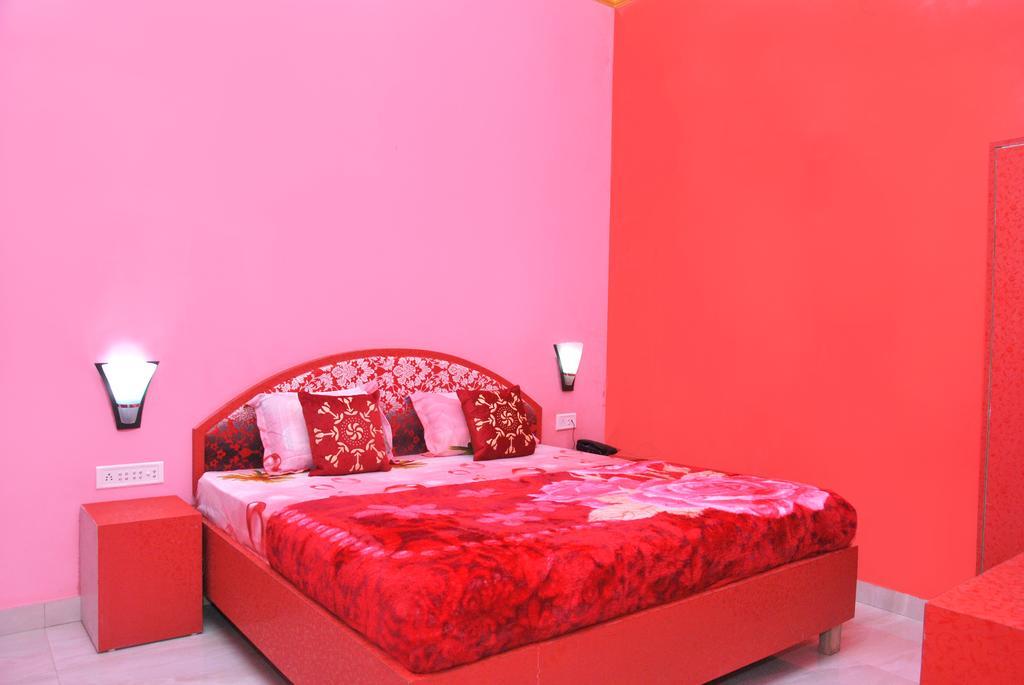 Paradise Luxury Home Stay Khajurāho Esterno foto